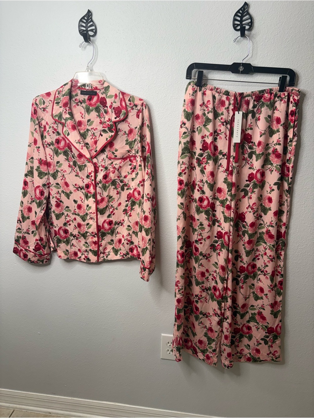 Sanctuary Size Large 2 Piece Pajama Set NWT